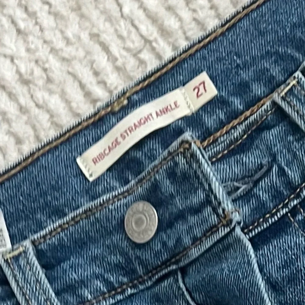 High Rise Blue Jeans - Picture 5 of 12